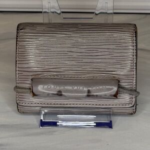 Louis Vuitton Epi Porte-Monnaie Elastique Trifold Wallet – Gray | Project Piece